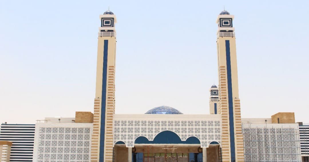 أحد المساجد المعروفة في رياض الخبراء